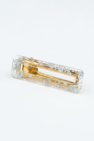 The rectangular clear silver clip