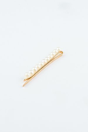 The long pearly barrette